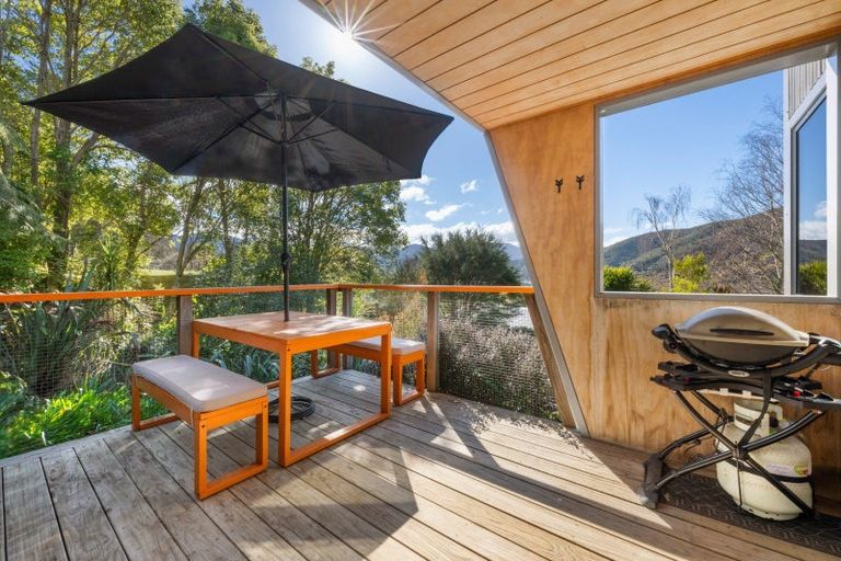 Photo of property in 13b Beach Place, Havelock, 7100