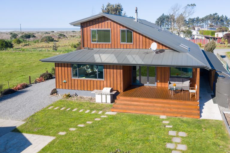 Photo of property in 60 Grierson Avenue, Amberley, 7481