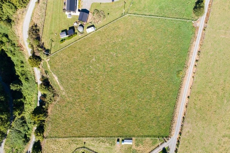 Photo of property in 125a Rowes Road, Hunterville, 4785