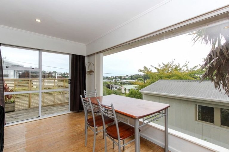 Photo of property in 3 Gordon Street, Glen Avon, New Plymouth, 4312
