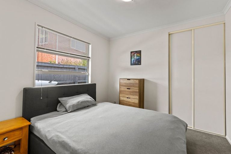 Photo of property in 17 Bottle Lake Drive, Parklands, Christchurch, 8083