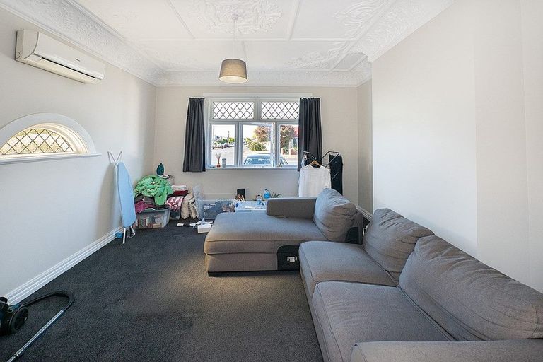 Photo of property in 38 Hargest Crescent, Saint Kilda, Dunedin, 9012