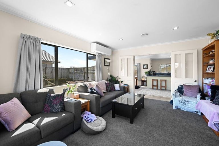 Photo of property in 28 Diomede Glade, Flagstaff, Hamilton, 3210