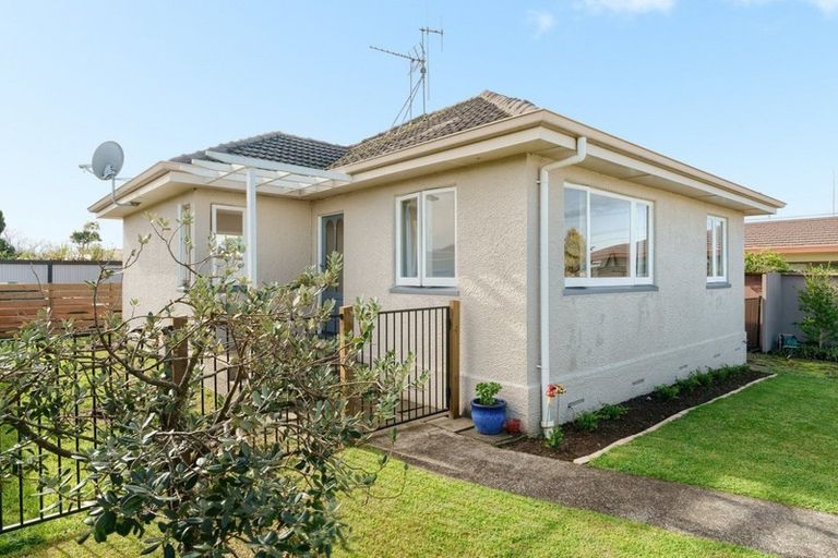 Photo of property in 390c Otumoetai Road, Otumoetai, Tauranga, 3110