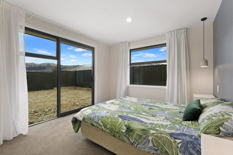 Photo of property in 16 Pegasus Court, Mount Pisa, Cromwell, 9383