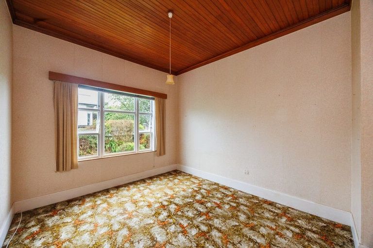 Photo of property in 45 Limbrick Street, Terrace End, Palmerston North, 4410