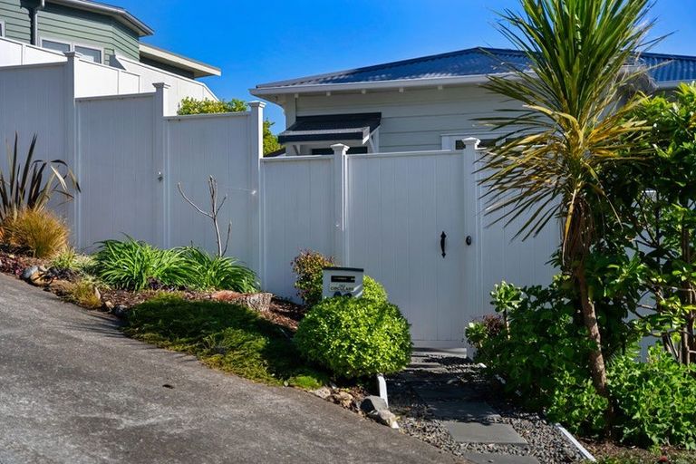 Photo of property in 86 Ames Street, Paekakariki, 5034