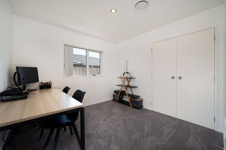 Photo of property in 16 John Broad Place, Flat Bush, Auckland, 2019
