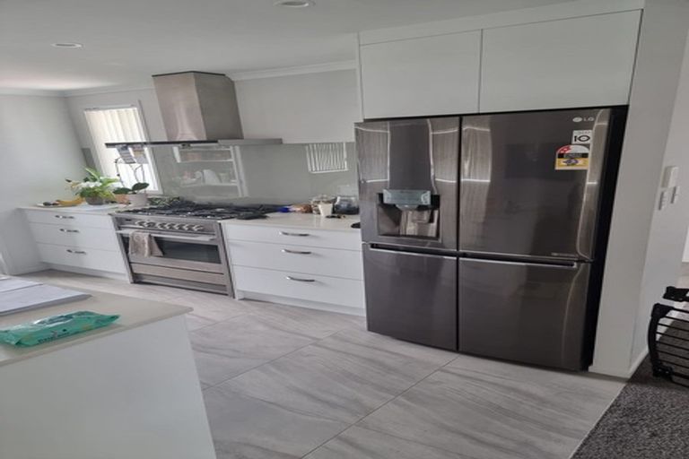 Photo of property in 15 Bellenden Crescent, Pokeno, 2402