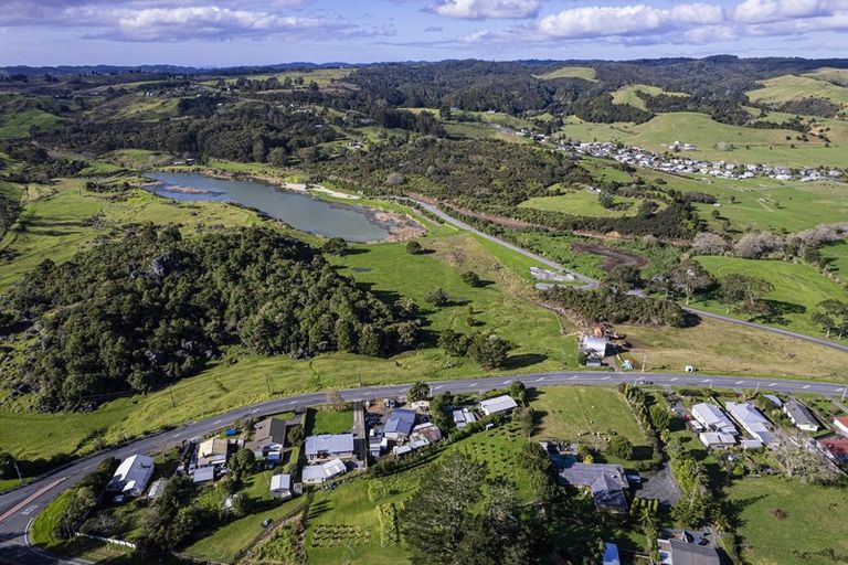 Photo of property in 127 King Street, Hikurangi, 0114