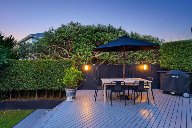Photo of property in 65a Moa Road, Point Chevalier, Auckland, 1022