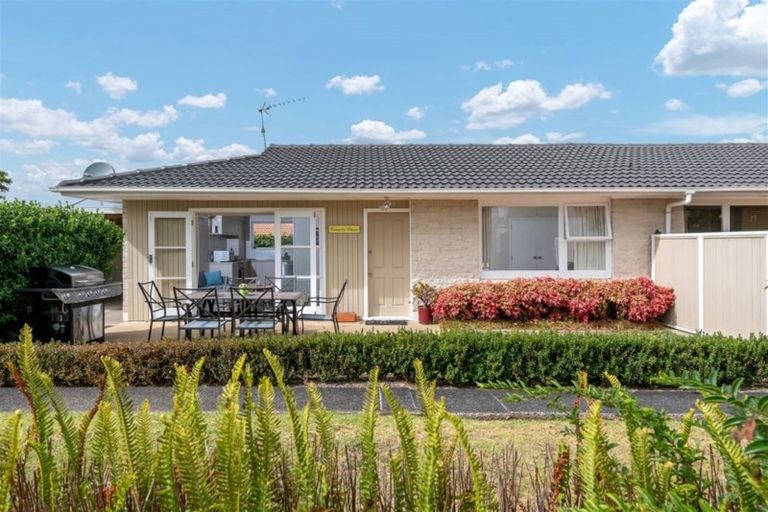 Photo of property in 1/45 Howe Street, Howick, Auckland, 2014