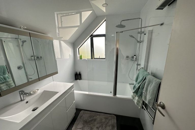 Photo of property in 3/74 Waiwhetu Road, Waiwhetu, Lower Hutt, 5010