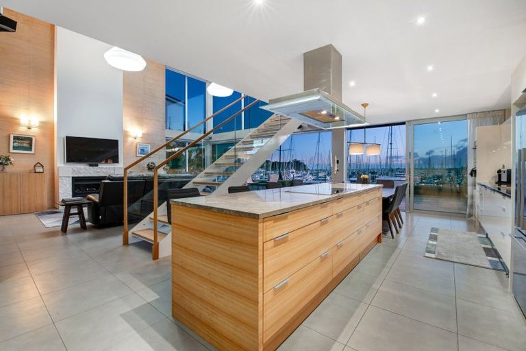 Photo of property in 32 Rue D' Amarres, Gulf Harbour, Whangaparaoa, 0930