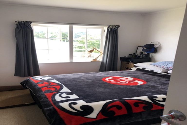 Photo of property in 17 Vandeleur Avenue, Birkdale, Auckland, 0626