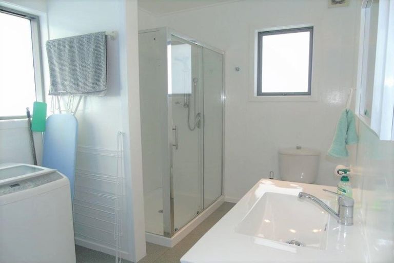 Photo of property in 2/3 Ngaio Gorge Road, Ngaio, Wellington, 6035