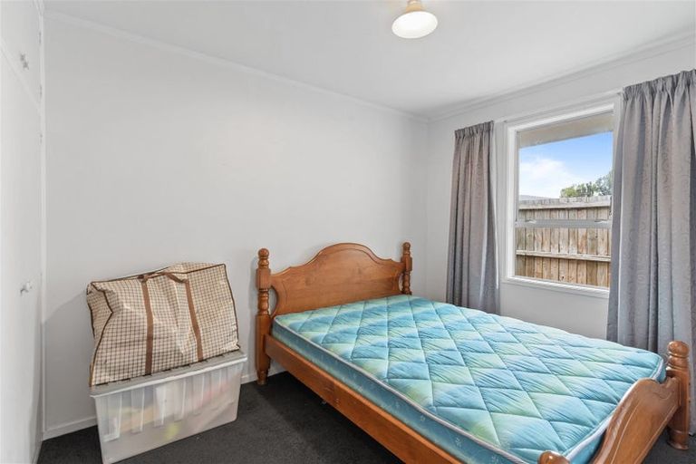 Photo of property in 1/102 Roydvale Avenue, Burnside, Christchurch, 8053