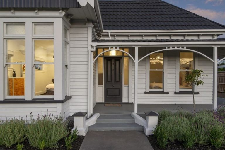 Photo of property in 8 North Parade, Richmond, Christchurch, 8013