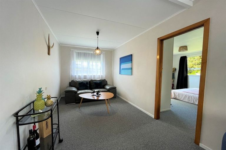 Photo of property in 11 Noble Street, Owaka, 9585