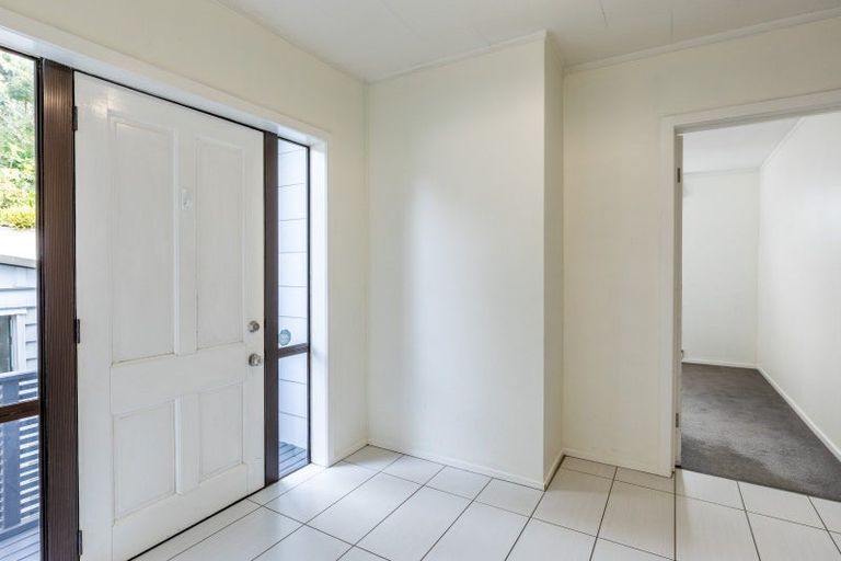 Photo of property in 61 Milton Road, Bluff Hill, Napier, 4110