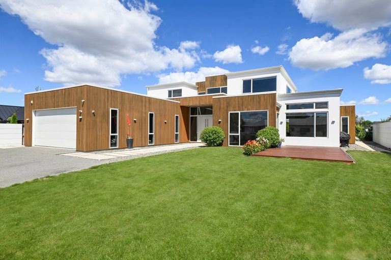 Photo of property in 33 Roy Hilton Drive, Flagstaff, Hamilton, 3210