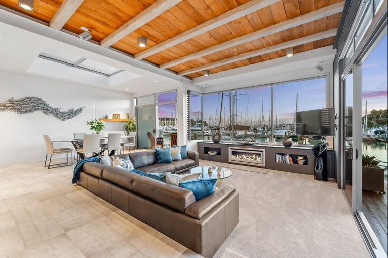 Photo of property in 26 Rue D' Amarres, Gulf Harbour, Whangaparaoa, 0930