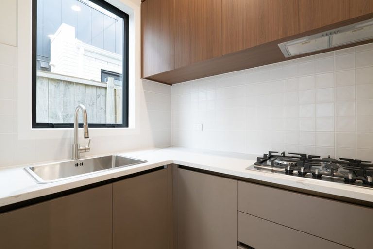 Photo of property in 57 Michael Bosher Way, Flat Bush, Auckland, 2019