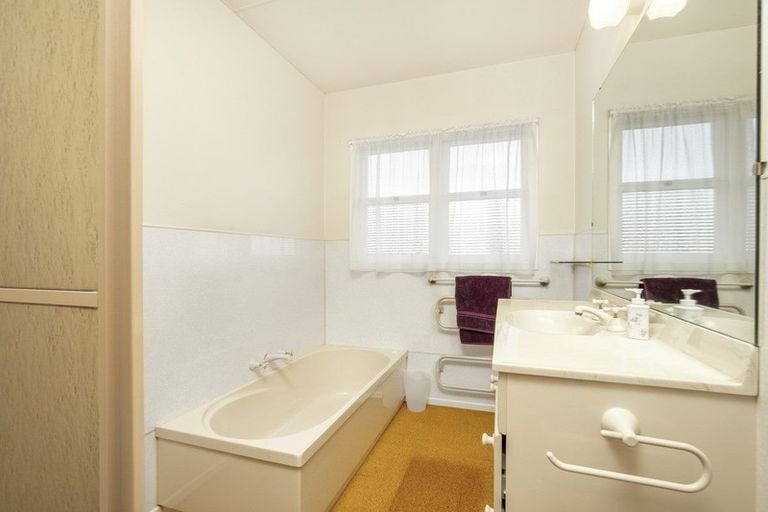 Photo of property in 23 Miles Avenue, Papatoetoe, Auckland, 2025