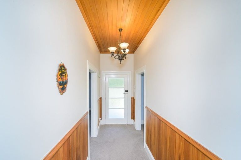 Photo of property in 16 High Street, Bulls, 4818