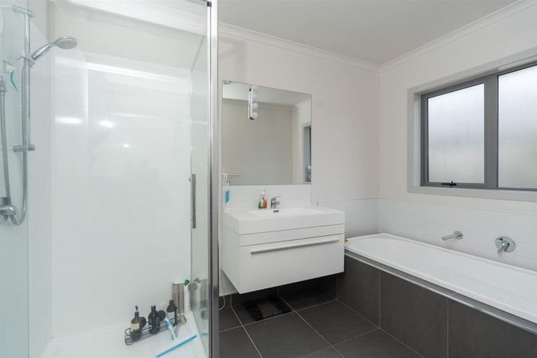 Photo of property in 87 Barrington Drive, Huntington, Hamilton, 3210