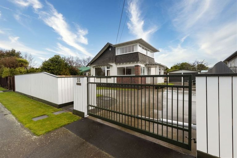 Photo of property in 55 Selwyn Street, Somerfield, Christchurch, 8024