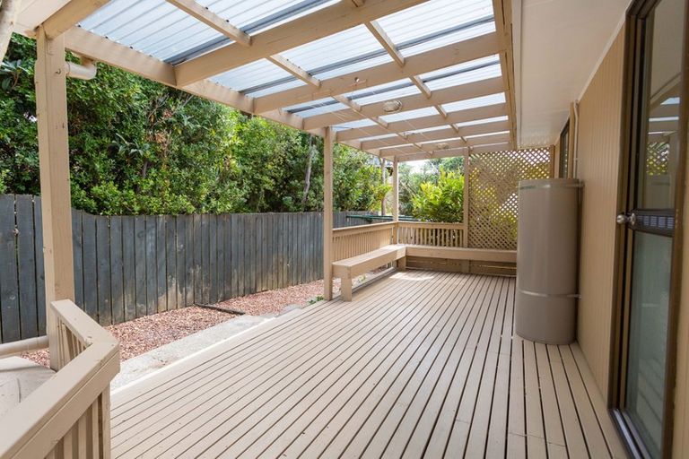 Photo of property in 27 Everard Avenue, Army Bay, Whangaparaoa, 0930