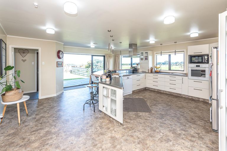 Photo of property in 1669 State Highway 3, Pakaraka, Whanganui, 4574