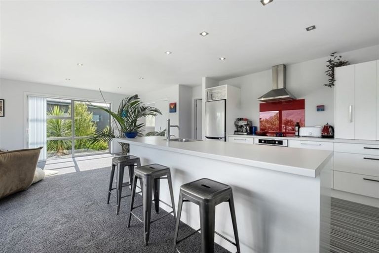 Photo of property in 5 Mohua Mews, Wanaka, 9305