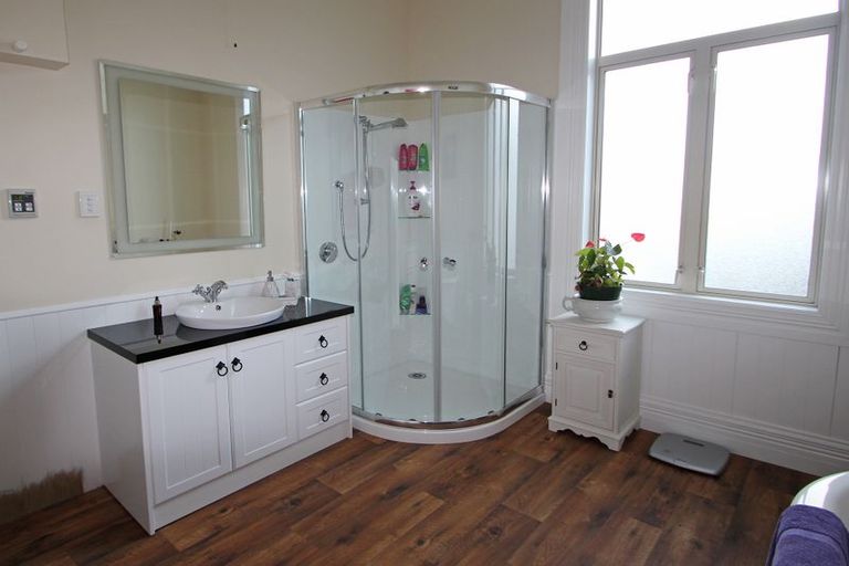 Photo of property in 56 Derwent Street, Oamaru North, Oamaru, 9400