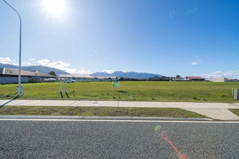 Photo of property in 43 Govan Drive, Te Anau, 9600