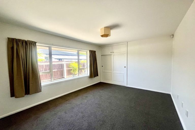 Photo of property in 1/25 Grahams Road, Ilam, Christchurch, 8041