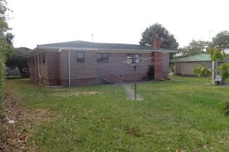 Photo of property in 129 Rathgar Road, Henderson, Auckland, 0610