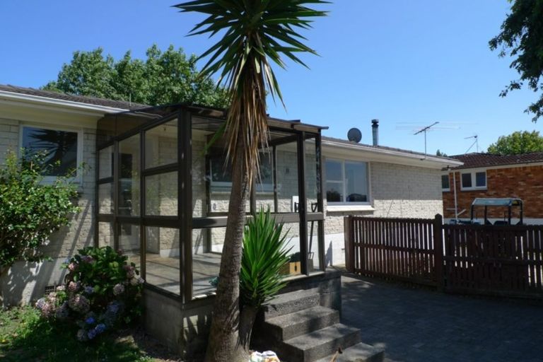 Photo of property in 1 Iorangi Place, Hillpark, Auckland, 2102