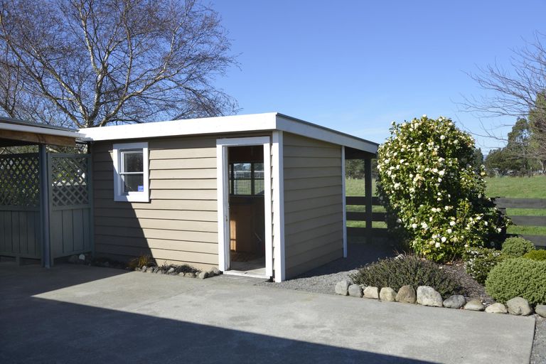 Photo of property in 6 Arcus Road, Dalefield, Carterton, 5791