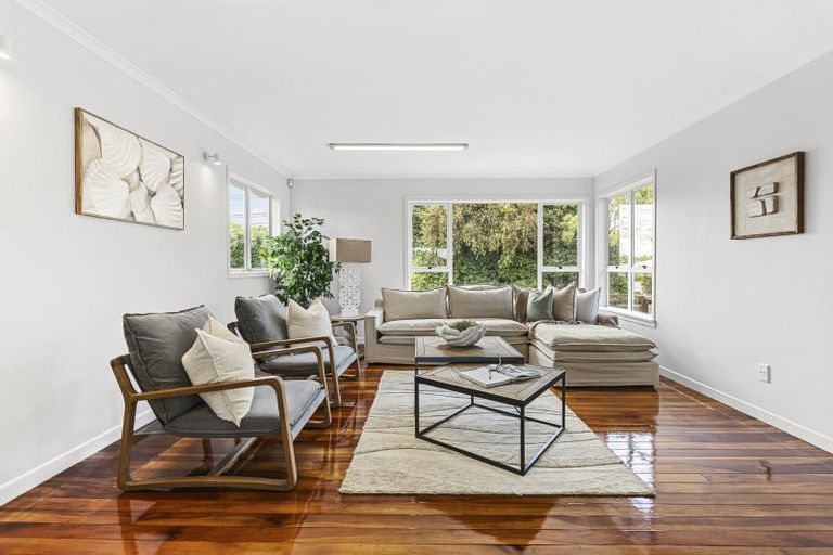 Photo of property in 1149 Devon Road, Bell Block, New Plymouth, 4373