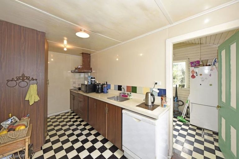 Photo of property in 27 Lincoln Road, Hillmorton, Christchurch, 8024