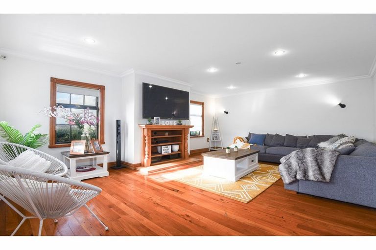 Photo of property in 48 Hamon Place, Pukehangi, Rotorua, 3015