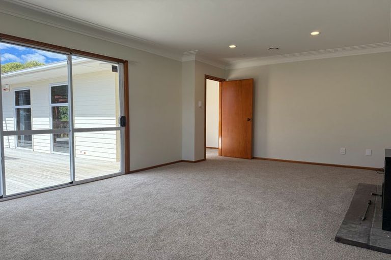 Photo of property in 18 Laurel Street, Mount Albert, Auckland, 1025