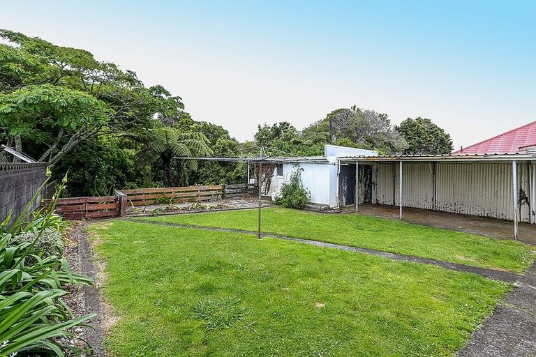 Photo of property in 43 Tokomaru Street, Welbourn, New Plymouth, 4312