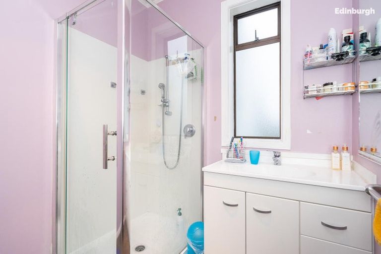 Photo of property in 35 Hargest Crescent, Saint Kilda, Dunedin, 9012