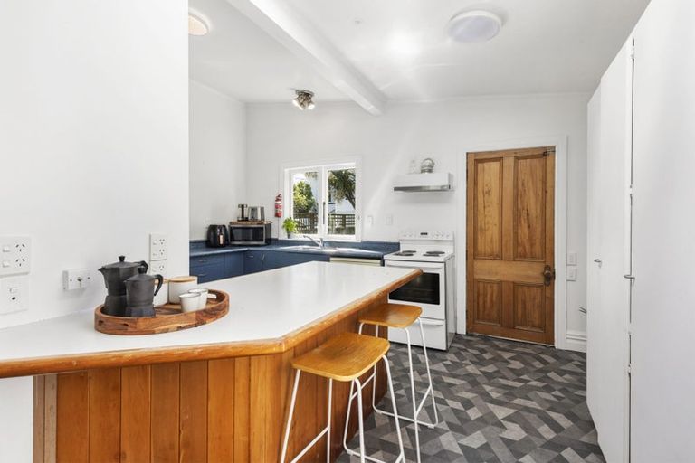 Photo of property in 27 Nairn Street, Mount Cook, Wellington, 6011