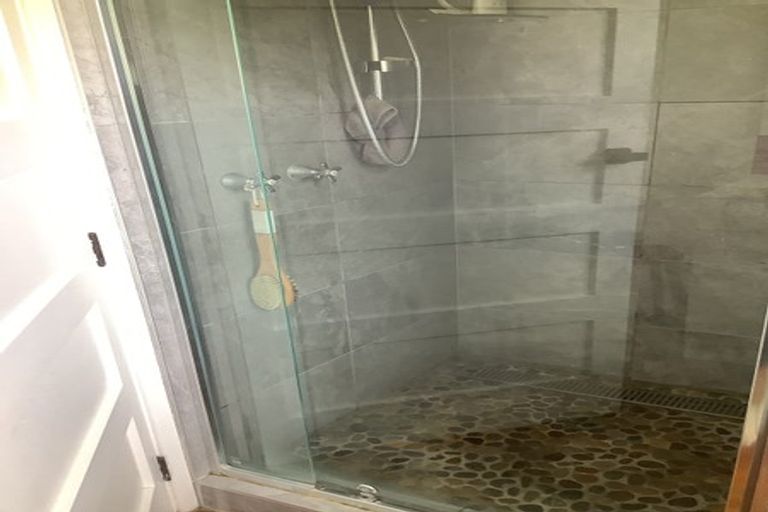 Photo of property in 28a Old Road South, Okato, 4335