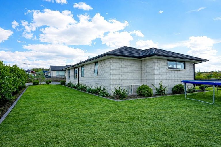 Photo of property in 8 Rongopai Close, Te Kauwhata, 3710