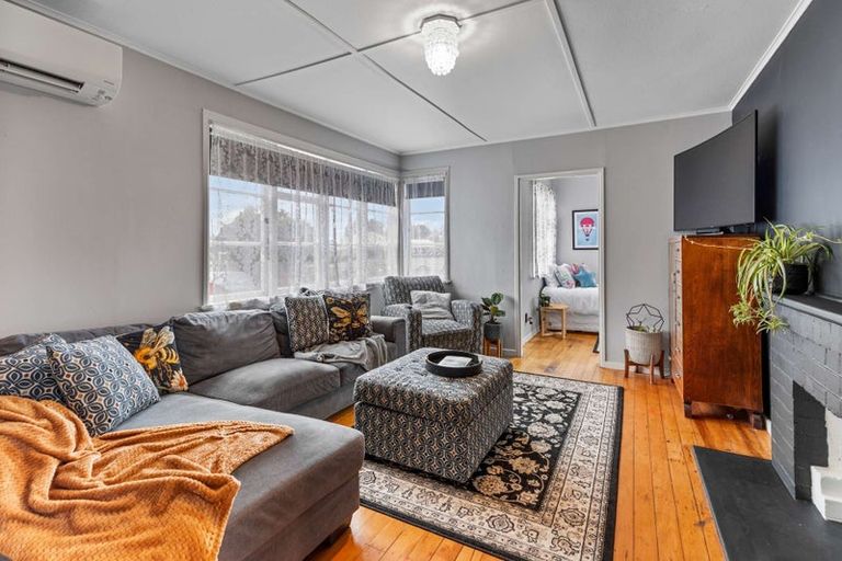 Photo of property in 91 Swiss Avenue, Gonville, Whanganui, 4501